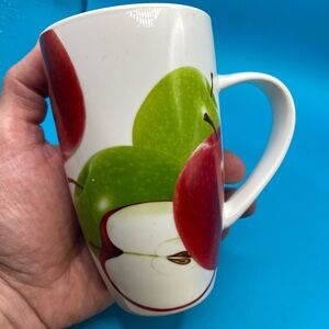 Vintage ND Exclusive Ceramic Apple themed 12oz Mug